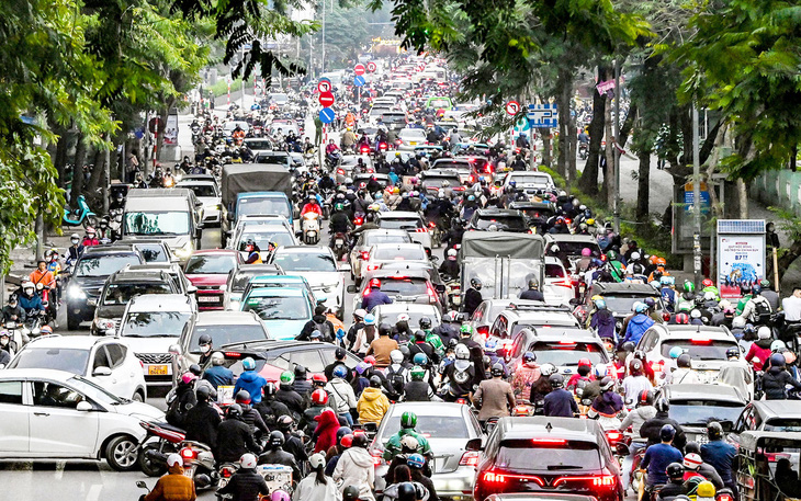 Hà Nội cảnh báo đợt cao điểm giao thông cận giao thừa