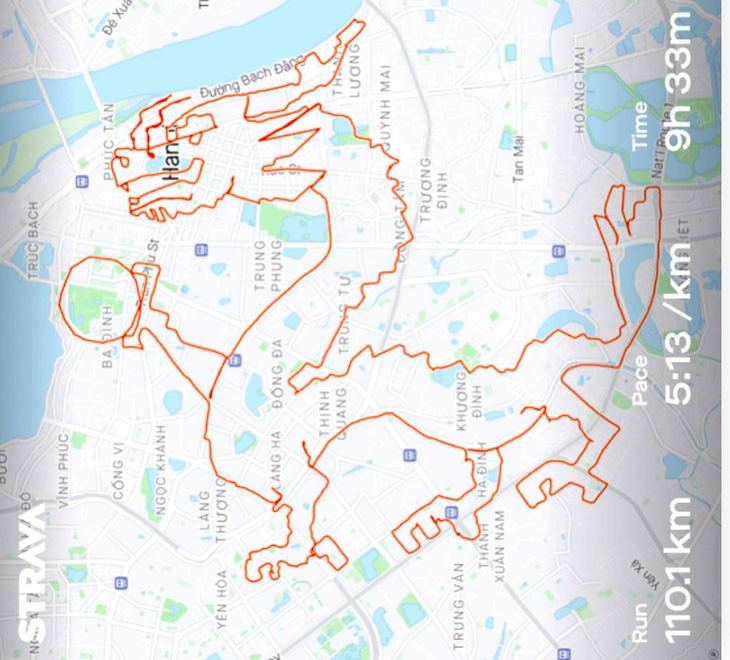 Con rồng được anh Tiến và những người bạn vẽ trên bản đồ bằng cách chạy 43km, đạp xe 67km trong 3 ngày - Ảnh: NVCC