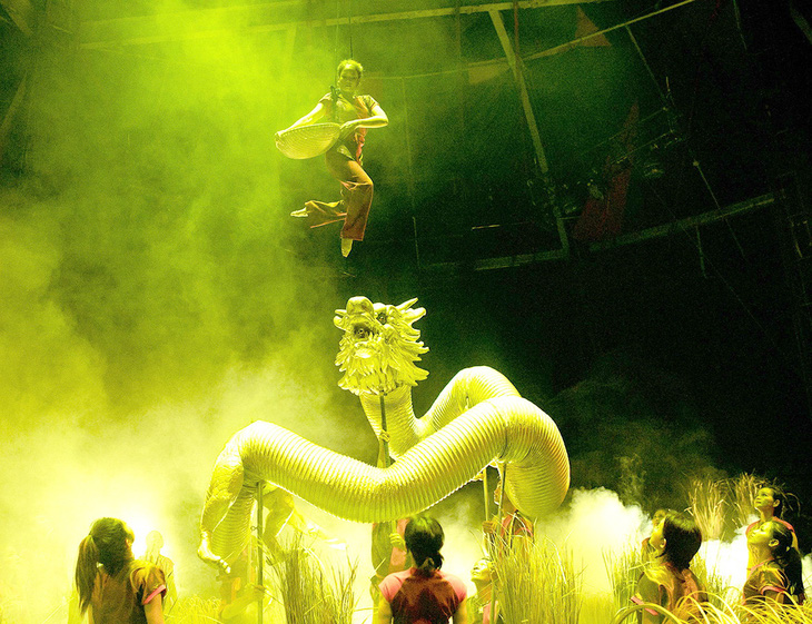 Chương trình xiếc Rồng vàng Tết Việt của Nhà hát nghệ thuật Phương Nam