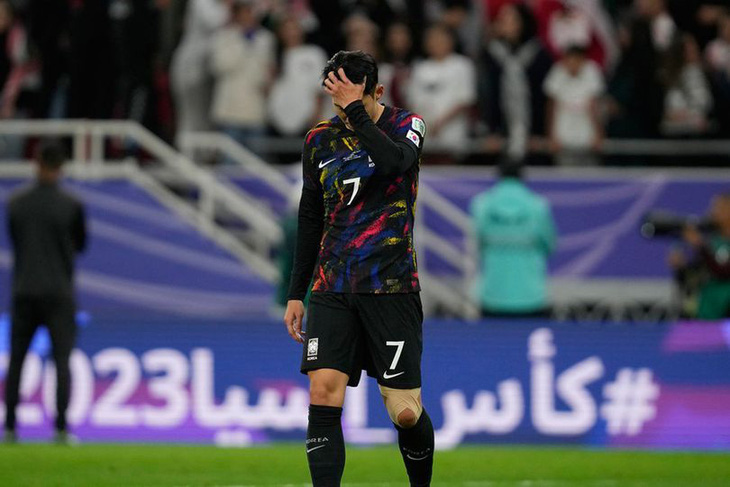Son Heung Min đã nhận mọi trách nhiệm sau thất bại ở Asian Cup 2023 - Ảnh: Getty