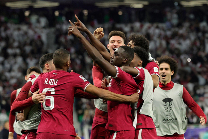 Qatar tiến gần cơ hội bảo vệ ngôi vương tại Asian Cup - Ảnh: REUTERS