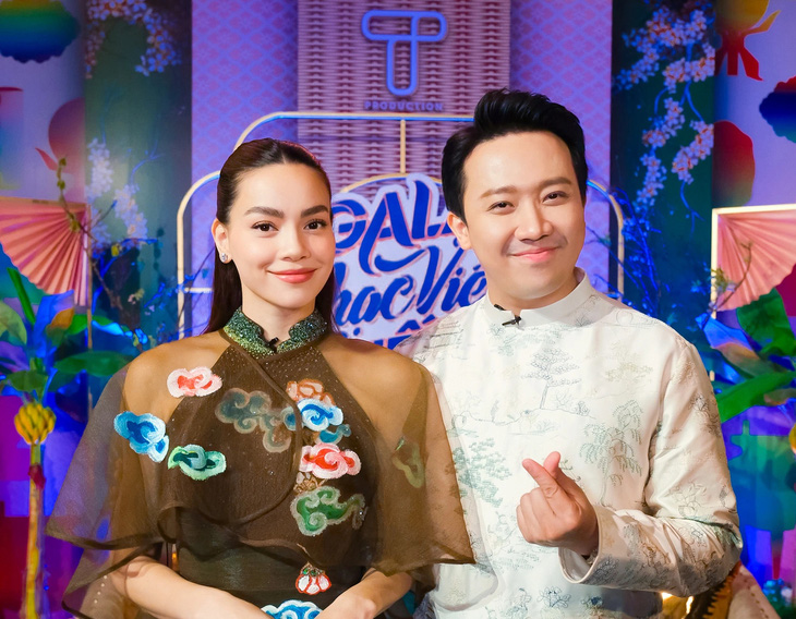 Hồ Ngọc Hà và Trấn Thành trở thành cặp MC bền bỉ của Gala nhạc Việt trong 11 năm qua - Ảnh: BTC