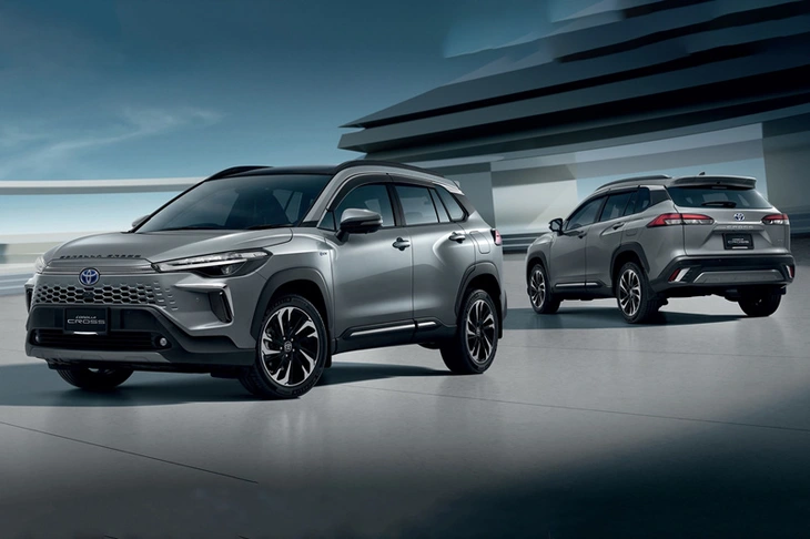 Toyota Corolla Cross 2025 ra mắt Đông Nam Á, về Việt Nam sau Tết- Ảnh 1. Toyota Corolla Cross facelift vừa "hạ cánh" tại Thái Lan sau khi ra mắt tại Nhật trong năm ngoái - Ảnh: Toyota