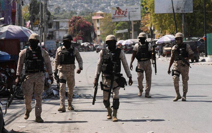 Phương Tây tháo chạy khỏi Haiti vì tràn ngập bạo lực băng đảng