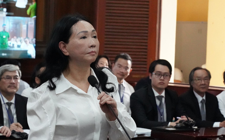 Vạn Thịnh Phát: Bà Trương Mỹ Lan khóc nói tất cả tài sản  đều ở SCB, cả gia tộc nợ nần