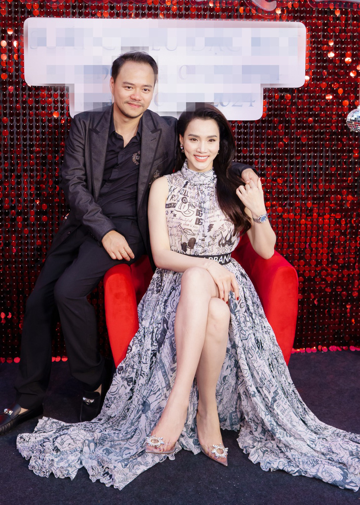 Đạo diễn Nguyễn Hoàng Duy tiết lộ chờ đợi bà xã sẵn sàng đóng phim trở lại mới bấm máy Quý cô thừa kế 2