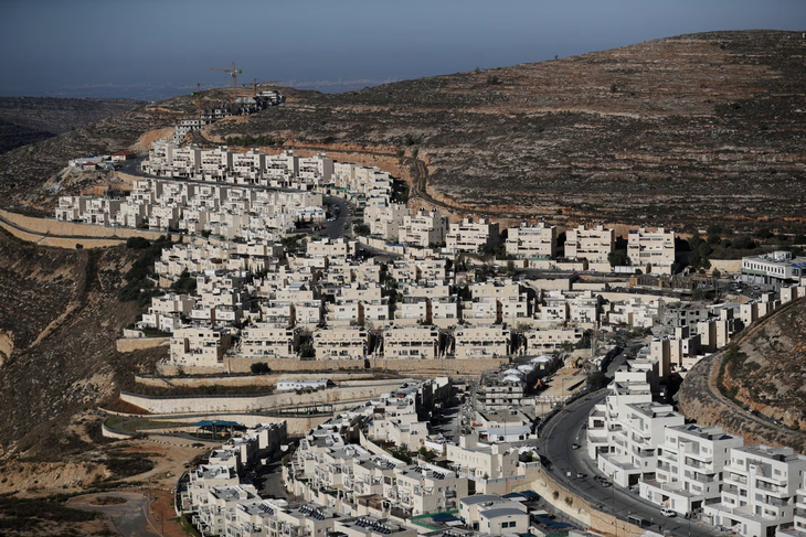 Toàn cảnh công trình xây dựng khu định cư Ramat Givat Zeev của Israel ở Bờ Tây - Ảnh: REUTERS