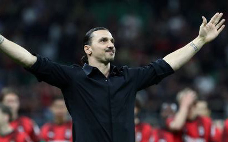 Zlatan Ibrahimovic lại 