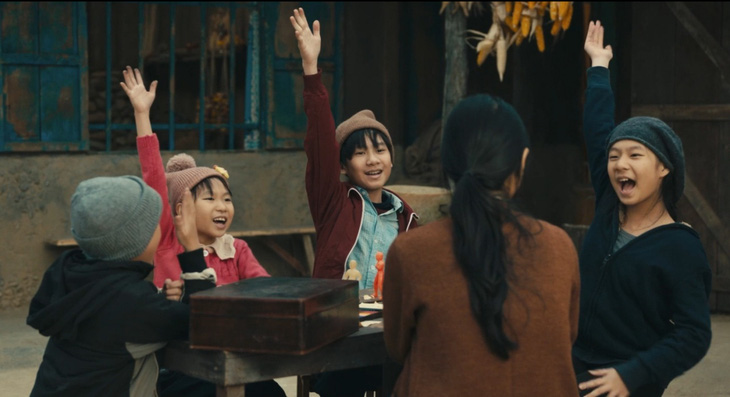 4 con của Lý Hải - Minh Hà xuất hiện trong trailer Lật mặt 7 với vai trò diễn viên nhí