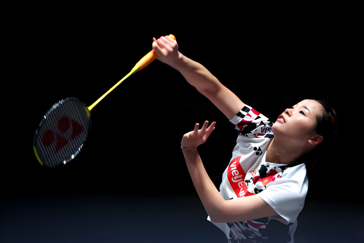 Nguyễn Thùy Linh thi đấu trước Chen Yufei tại All England Open 2024 - Ảnh: GETTY