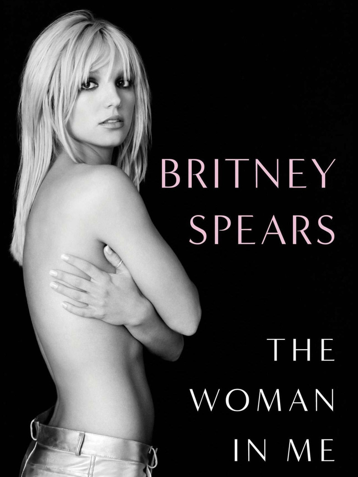 Bìa cuốn hồi ký The Woman in Me của Britney Spears