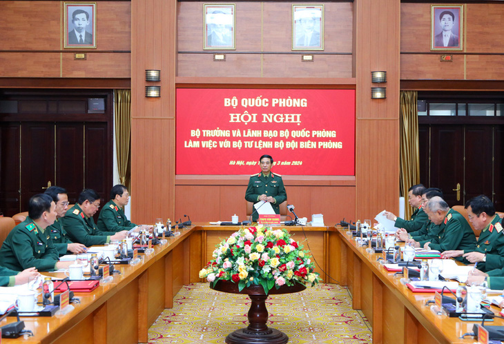Đại tướng Phan Văn Giang - bộ trưởng Bộ Quốc phòng - chủ trì hội nghị làm việc với lãnh đạo chủ chốt Bộ tư lệnh Bộ đội biên phòng - Ảnh: MOD