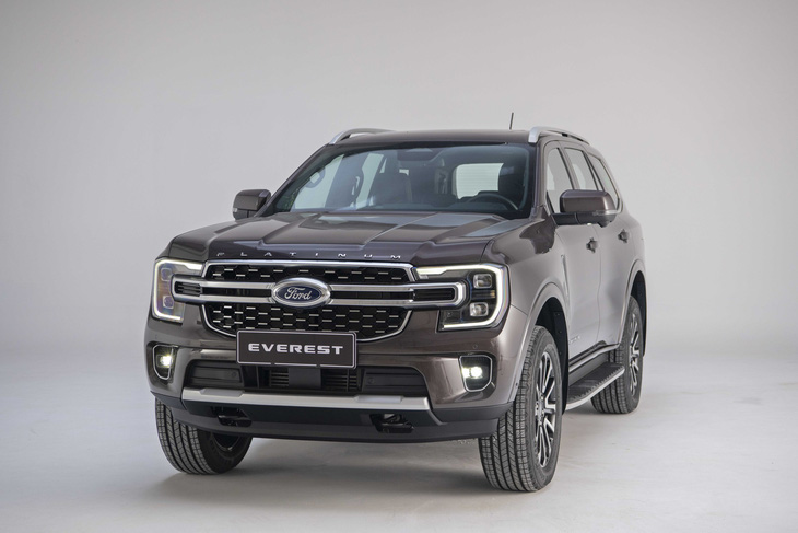 Ford Everest Platinum ra mắt Việt Nam, giá vẫn còn là ẩn số- Ảnh 2.