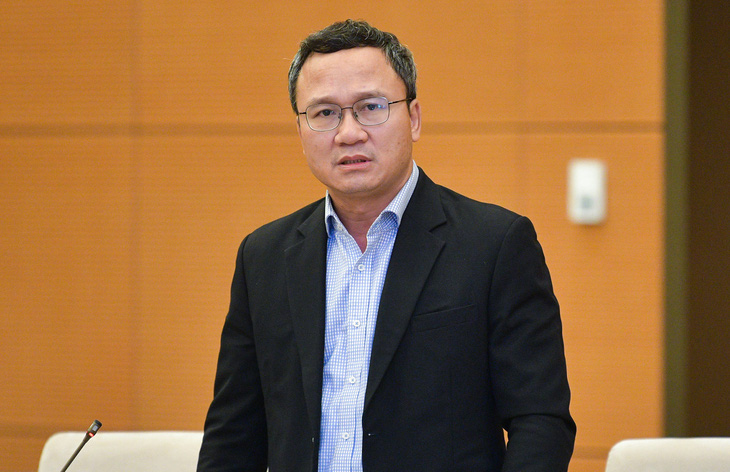 Phó chủ tịch chuyên trách Ủy ban An toàn giao thông quốc gia Khuất Việt Hùng - Ảnh: GIA HÂN