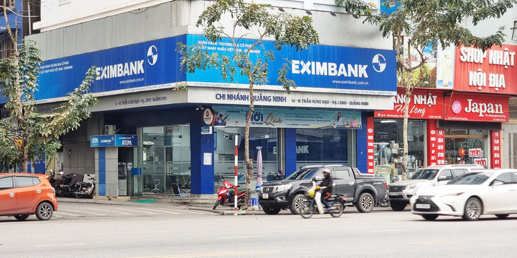 Thanh tra Ngân hàng Nhà nước chi nhánh Quảng Ninh yêu cầu Ngân hàng TMCP Xuất nhập khẩu (Eximbank) chi nhánh Quảng Ninh báo cáo vụ việc - Ảnh: T. THẮNG