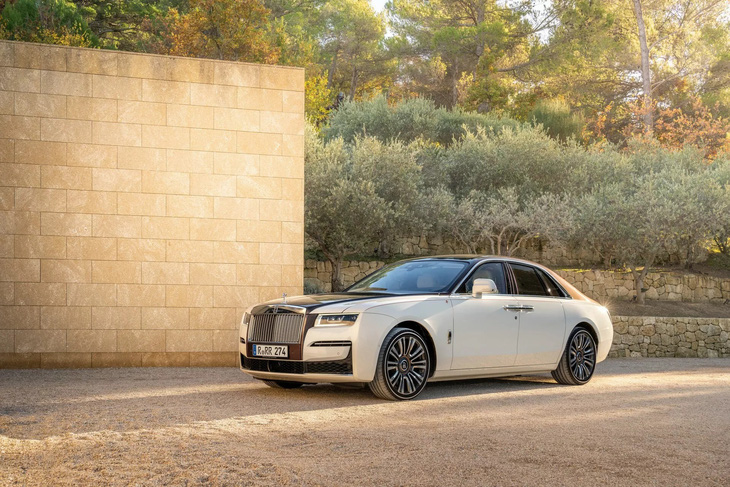 Rolls-Royce Ghost cũng có thể bị khai tử, nhưng là để BMW dành sân chơi cho Alpina - một thương hiệu con khác của hãng được định hướng siêu sang hóa - Ảnh: Rolls-Royce