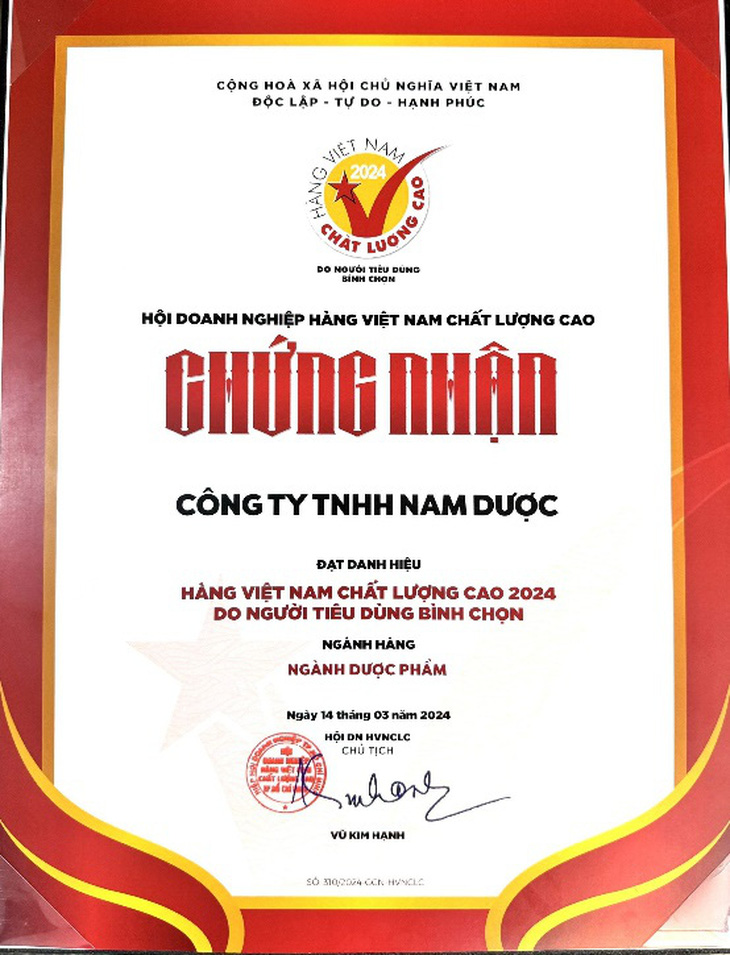 Nam Dược được vinh danh giải thưởng Hàng Việt Nam chất lượng cao năm 2024- Ảnh 1.