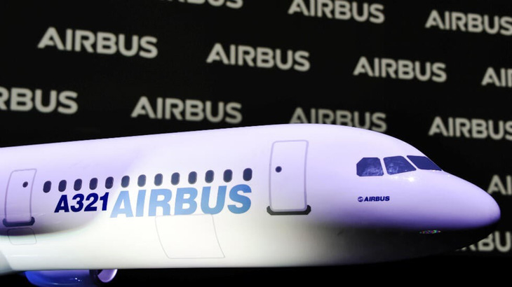 Mô hình máy bay A321 tại tổng hành dinh của Airbus ở Pháp - Ảnh: AFP