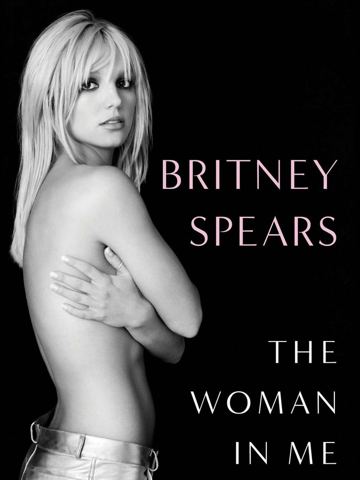 Bìa sách The woman in me của Britney Spears - Ảnh: Gallery Books