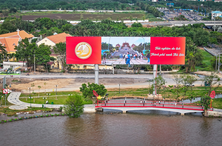 Bờ sông Sài Gòn phía Thủ Thiêm thay đổi rực rỡ- Ảnh 23.