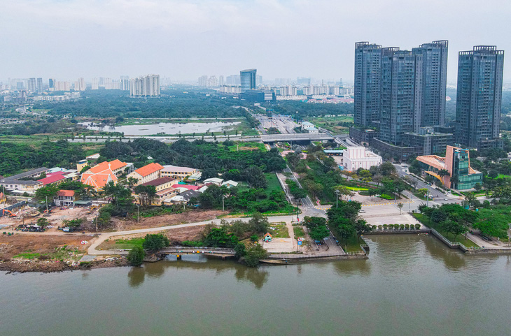 Bờ sông Sài Gòn phía Thủ Thiêm thay đổi rực rỡ- Ảnh 5.
