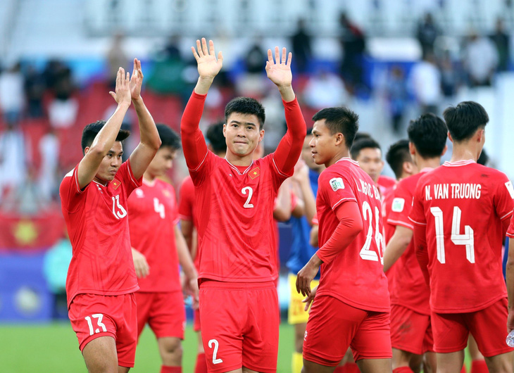 Tại Asian Cup 2023, trung vệ Đỗ Duy Mạnh chỉ có 13 phút thi đấu cho đội tuyển Việt Nam vì thể trạng không đảm bảo mức tốt nhất - Ảnh: TUẤN HỮU