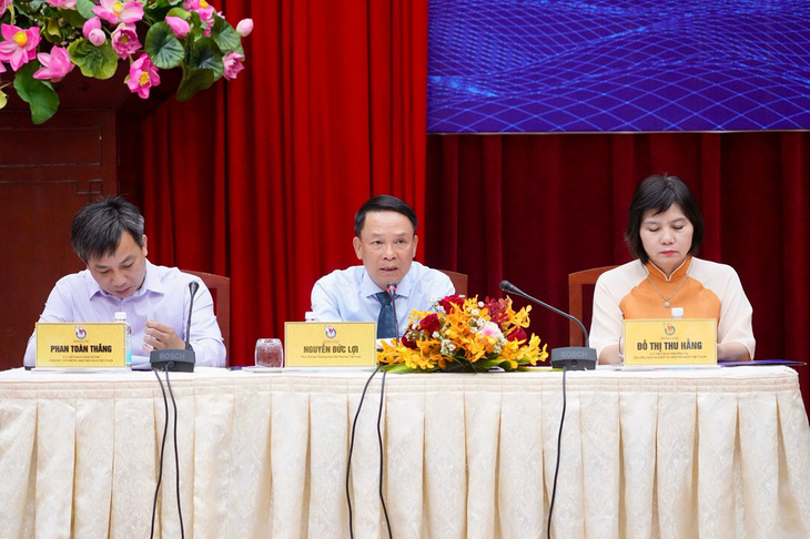 Thường trực Hội Nhà báo Việt Nam chủ trì hội nghị - Ảnh: HỮU HẠNH