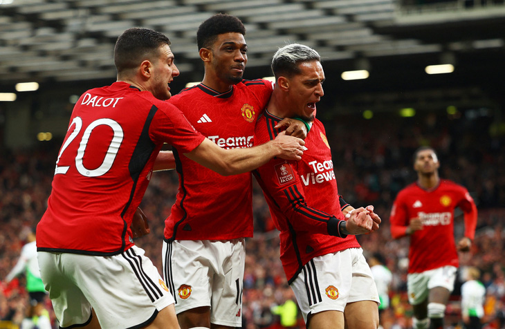 Man United đã chơi kiên cường và giành chiến thắng trước Liverpool - Ảnh: REUTERS