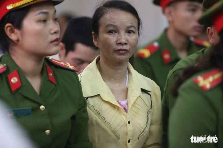 Bị cáo Trần Thị Hiền trong phiên tòa sơ thẩm - Ảnh: DANH TRỌNG