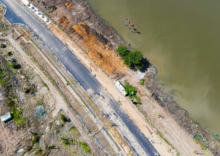 Bờ sông Sài Gòn phía Thủ Thiêm thay đổi rực rỡ- Ảnh 15.