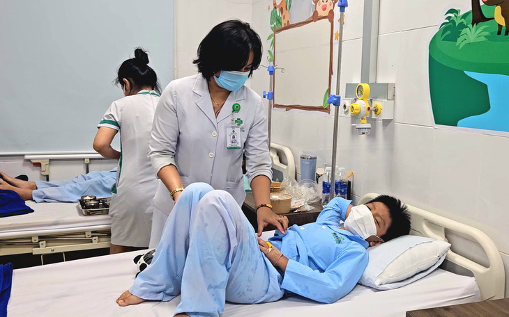 Viện Pasteur: Có 3 khuẩn trong vụ ngộ độc cơm gà ở Nha Trang