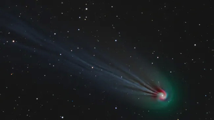 Những hình ảnh đầu tiên của 'sao chổi Quỷ' siêu hiếm- Ảnh 2.