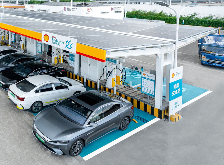 Shell và BYD sẽ mở trạm sạc xe điện lớn nhất thế giới tại Trung Quốc, với 258 tụ sạc nhanh - Ảnh: Shell