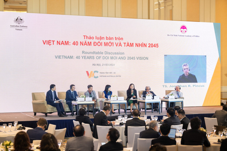 Hội thảo “Việt Nam: 40 năm đổi mới và tầm nhìn 2045” - Ảnh: T.HƯƠNG