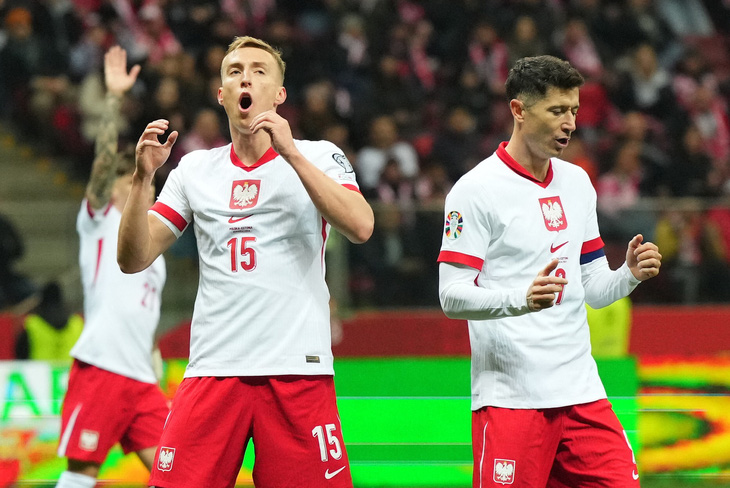Ba Lan sẽ phải vượt qua thử thách Xứ Wales để tìm vé dự Euro 2024 - Ảnh: REUTERS