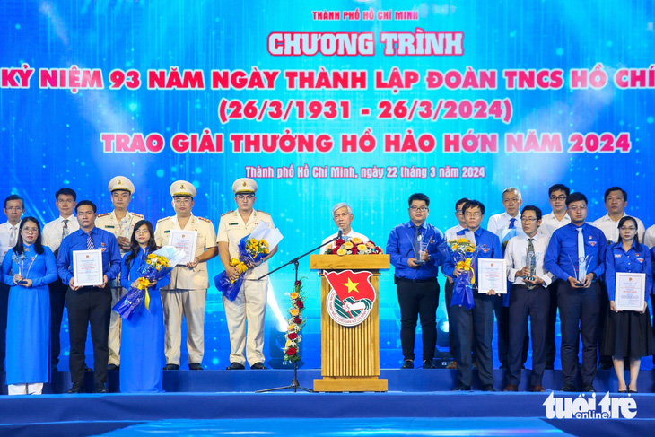 Phó chủ tịch UBND TP.HCM Võ Văn Hoan phát biểu tại chương trình - Ảnh: PHƯƠNG QUYÊN