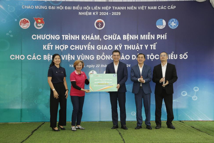 Bayer phối hợp cùng Hội Thầy thuốc trẻ Việt Nam cùng hướng đến mục tiêu cải thiện sức khỏe và cuộc sống cho người dân trên mọi vùng miền - Ảnh: THANH BÌNH