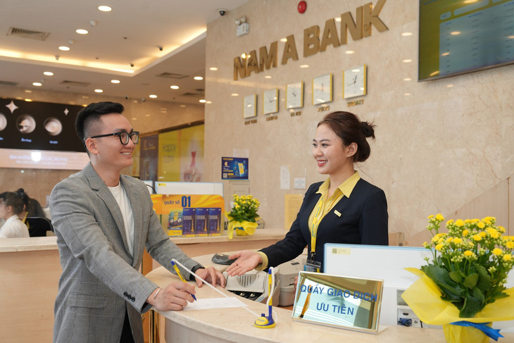 Nam A Bank dự kiến chia cổ tức 25%, mục tiêu lãi 4.000 tỉ đồng - Ảnh: NamABank