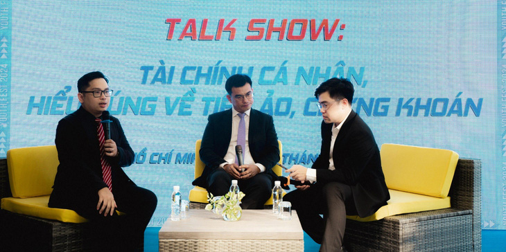 (Từ trái sang) Anh Lê Ngọc Anh Khoa và ông Trần Lâm Bình tại talk show chiều 23-3 - Ảnh: THANH HIỆP