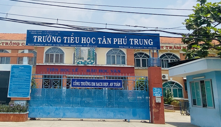 Trường tiểu học Tân Phú Trung, huyện Củ Chi, TP.HCM -- nơi xảy ra sự việc 