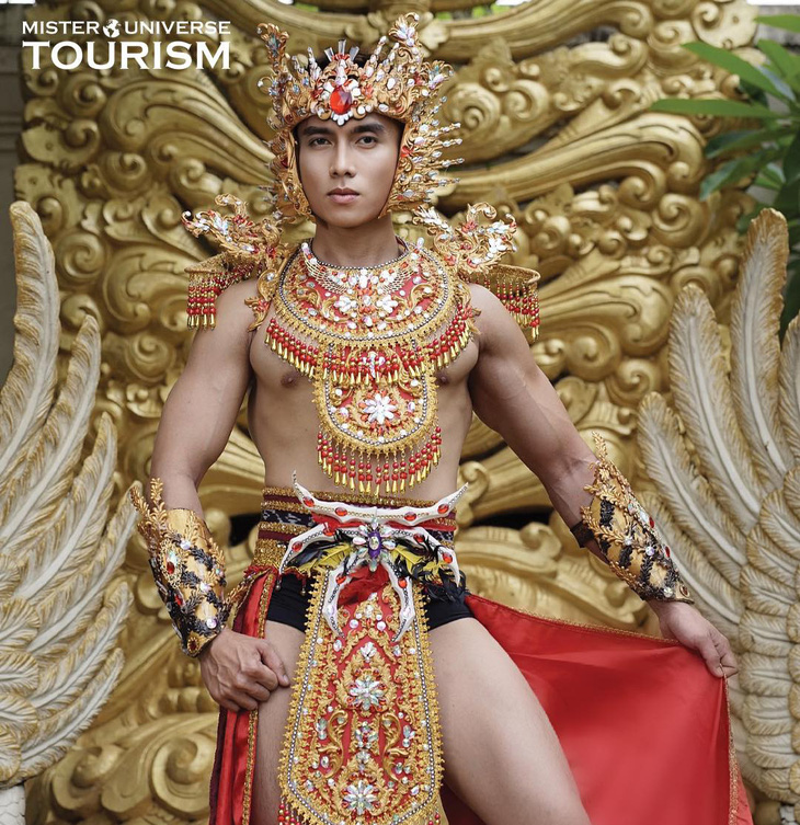 Trang phục dân tộc của Indonesia được đầu tư cầu kỳ, có tính thẩm mỹ - Ảnh: Fanpage Mister Universe Tourism