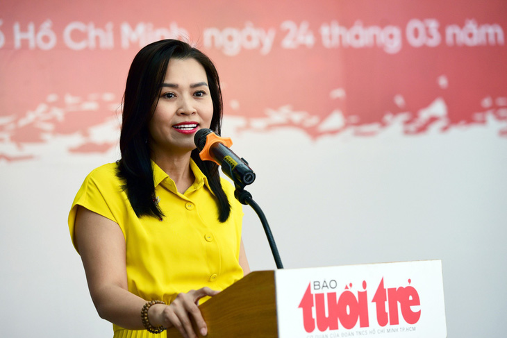 Bà Trần Thu Hương - giám đốc khối vận hành HDBank - Ảnh: DUYÊN PHAN