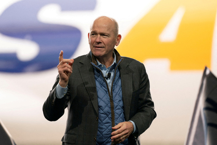 CEO sắp mãn nhiệm của Tập đoàn Boeing, ông Dave Calhoun - Ảnh: REUTERS