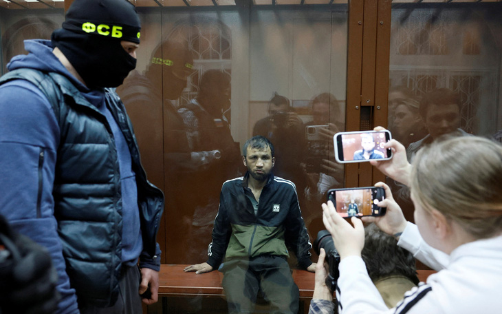 Hé lộ quốc tịch 4 nghi phạm vụ khủng bố ở Nga, lần đầu xuất hiện trước tòa án