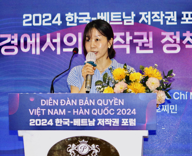 Bà Lee Ha Young - phó trưởng phòng Hợp tác thương mại văn hóa, Bộ Văn hóa, Thể thao và Du lịch Hàn Quốc - Ảnh: HỒ LAM