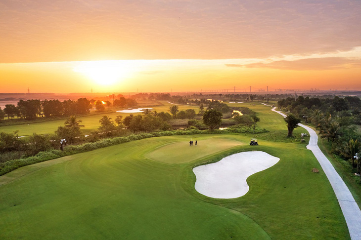 Sân golf đẳng cấp hàng đầu Đông Nam Á tại Thành phố đảo Hoàng gia với phong cách thiết kế đa dạng, mang tới nhiều trải nghiệm khác biệt cho người chơi - Ảnh: Đ.H
