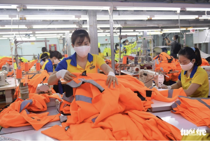 Chuyển đổi sang mô hình sản xuất xanh là một thách thức không nhỏ cho ngành dệt may - Ảnh: TỰ TRUNG
