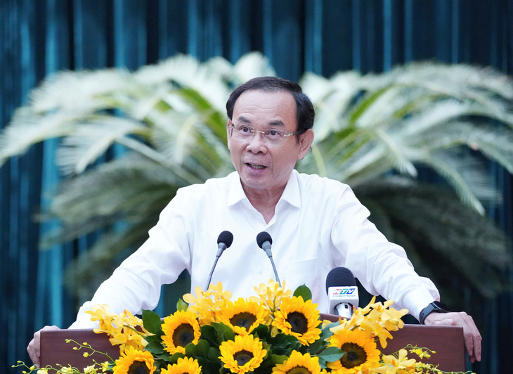 Bí thư Thành ủy TP.HCM Nguyễn Văn Nên phát biểu tại hội nghị - Ảnh: T.V