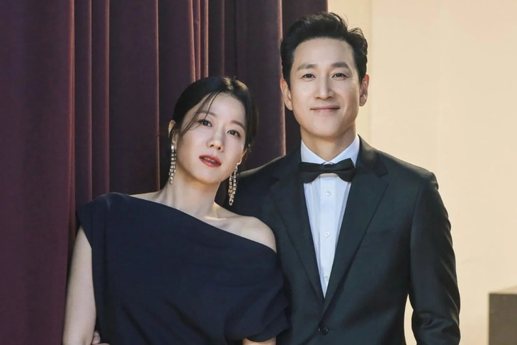 Jeon Hye Jin, vợ của diễn viên quá cố Lee Sun Kyun, nhận hai tin buồn liên tiếp trong ba tháng - Ảnh: Star News