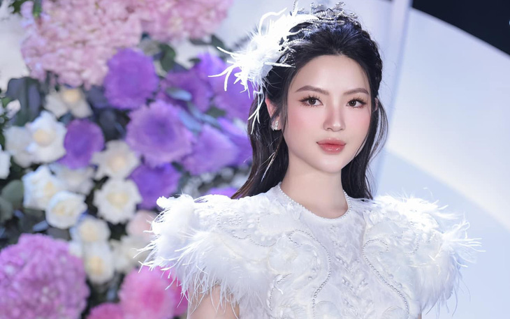 Cô dâu của Quang Hải xinh đẹp như công chúa trước đám cưới